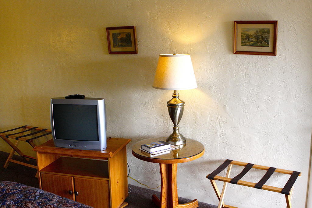 Melody Ranch Motel Paso Robles Room photo